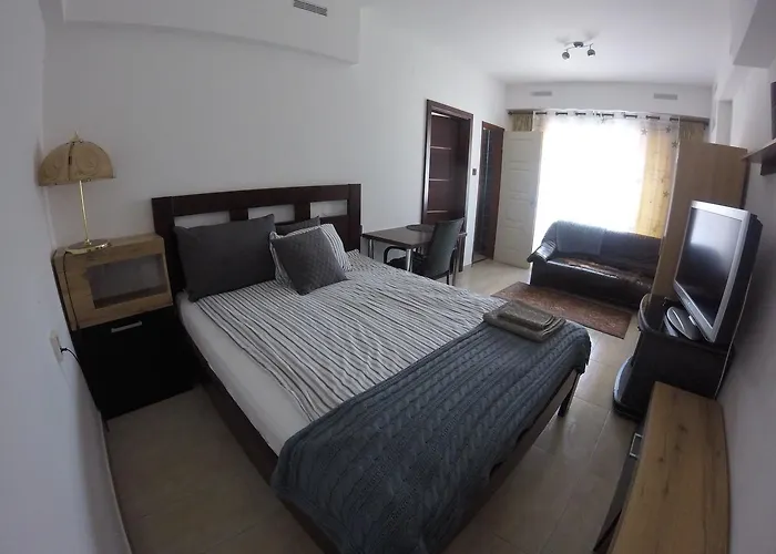 Dózsaház Pensión 3*