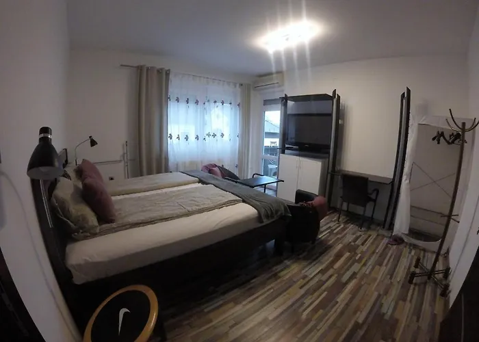 Pensión Dózsaház 3*