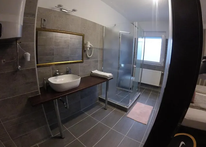 Dozsahaz 3* Zalaegerszeg